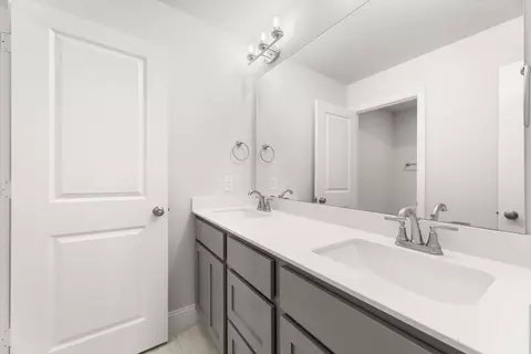 Bath - 2906 Hanscom St, Forney, TX 75126 photo 6 of 6