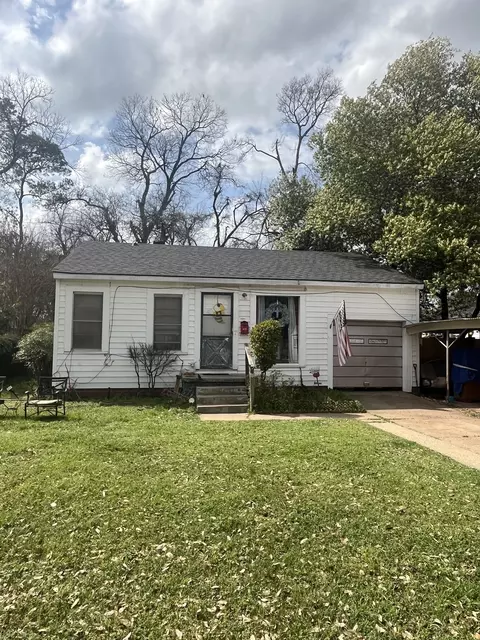 613 Anthony St, Bossier City, LA 71112