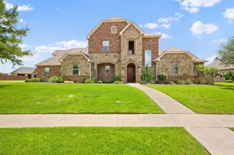 1131 Fountain Creek Blvd, Pottsboro, TX 75076