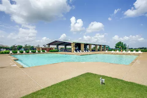 Exterior - 1637 Ackerly Dr, Forney, TX 75126 photo 3 of 4