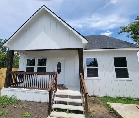 2714 1st St, Brownwood, TX 76801