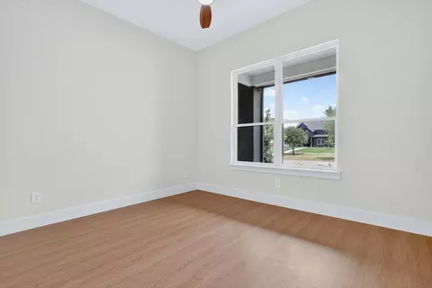 Bedroom - 1009 Devonshire Dr S, Forney, TX 75126 photo 4 of 11