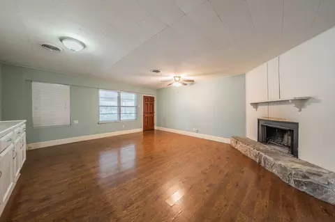 Living - 804 N Ector Dr, Euless, TX 76039 photo 10 of 10
