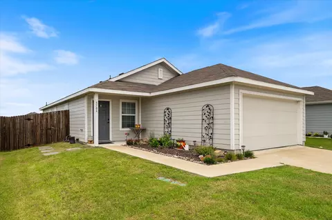 5706 Bristle Leaf Dr, Princeton, TX 75407