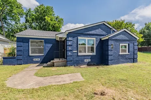 2402 E Overton Rd, Dallas, TX 75216