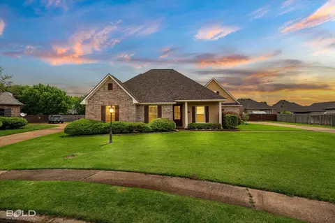 305 Tottenham Ct, Bossier City, LA 71111