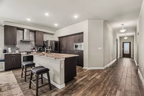 1205 Coyote Rdg, Aubrey, TX 76227