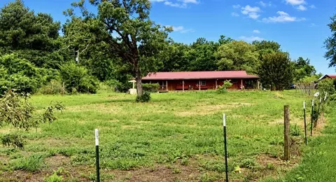 3169 Fm 556, Pittsburg, TX 75686