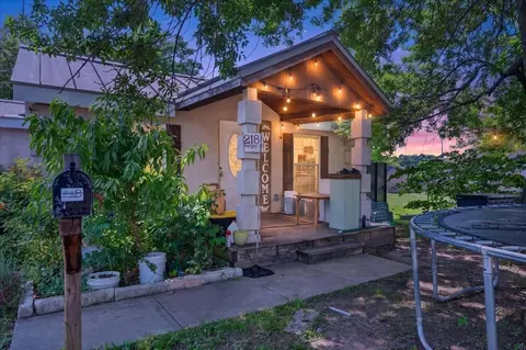 218 Barger St, Garland, TX 75040