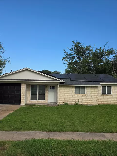 4325 Gram Ln, Bellmead, TX 76705
