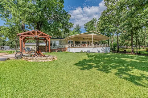 210 Victor Ct, Trinidad, TX 75163