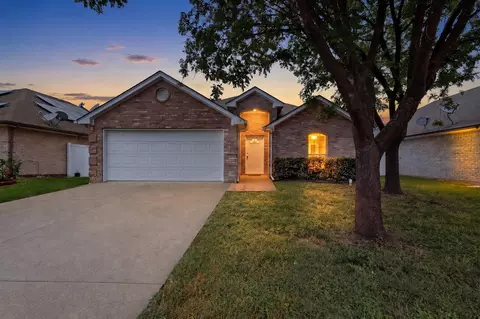 2319 Great Light Dr, Dallas, TX 75228