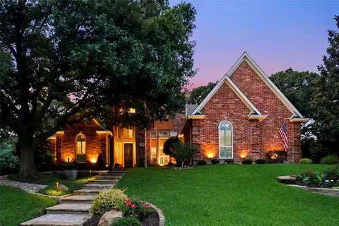 803 Woodcrest Ct, Southlake, TX 76092