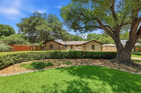 3066 Ponder Pl, Dallas, TX 75229