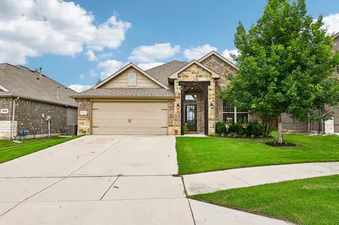 1832 Rio Costilla Rd, Fort Worth, TX 76131