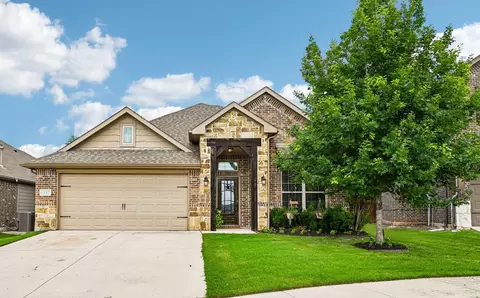 1832 Rio Costilla Rd, Fort Worth, TX 76131