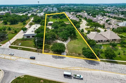 8713 Davis Blvd, Keller, TX 76248