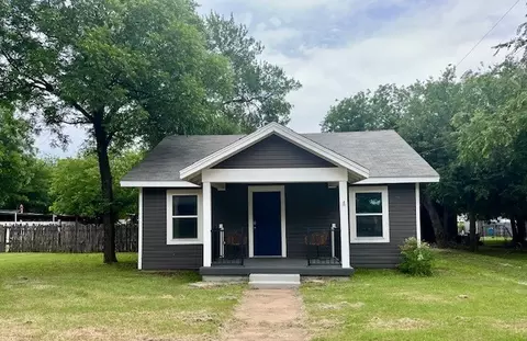 425 Gregg St, Albany, TX 76430