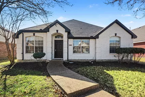 5609 Phoenix Dr, The Colony, TX 75056