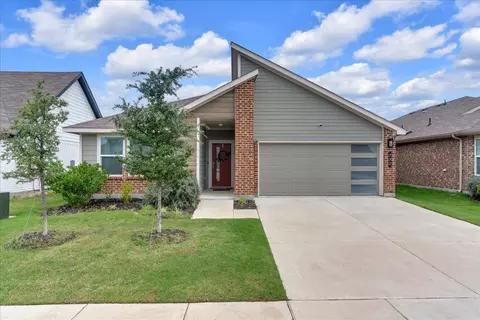 732 Trinity Park Trl, Alvarado, TX 76009