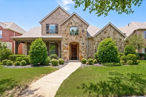 416 Mordred Ln, Lewisville, TX 75056