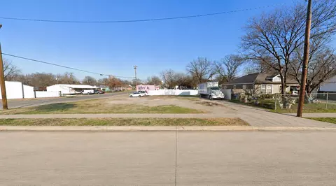 2806 Arizona Ave, Dallas, TX 75216