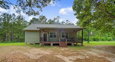 2874 An County Rd, Palestine, TX 75803