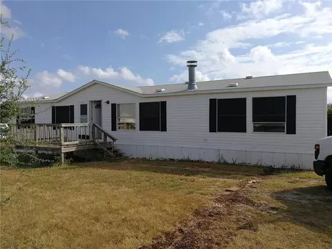 120 Pine Ridge Cir, Sherman, TX 75092