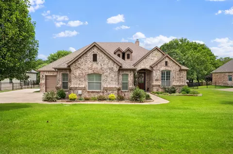 12540 Indian Creek Dr, Fort Worth, TX 76179