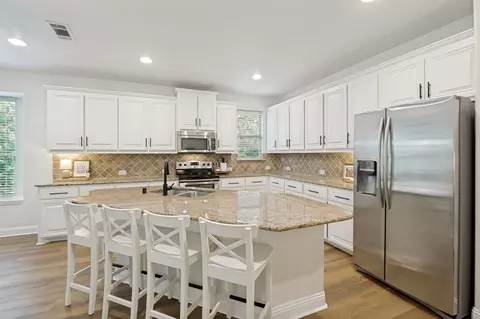 107 Meadow View Dr, Mckinney, TX 75071