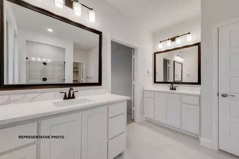 Bath - 143 Rj Smith Dr, Boyd, TX 76023 photo 1 of 5