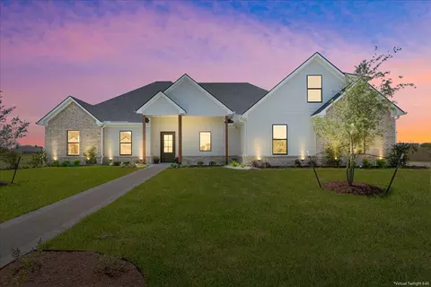 135 Paddle Boat Ct, Robinson, TX 76706