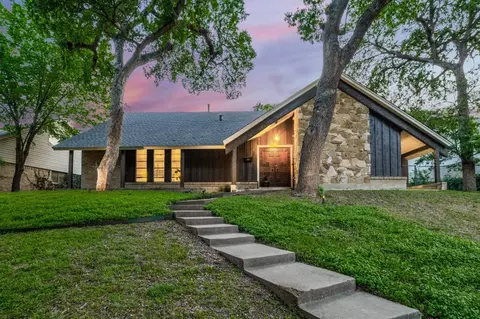 1529 Windchime Dr, Dallas, TX 75224