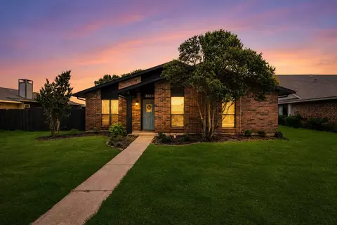 3120 Mayfair Dr, Carrollton, TX 75007
