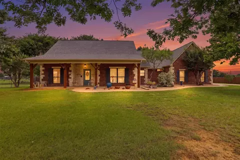 2421 Pecan Springs Rd, Cleburne, TX 76031