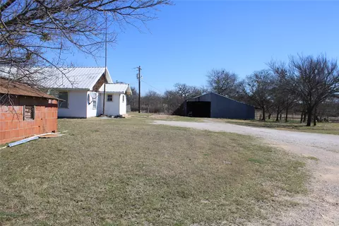 Exterior - 3020 Fm 2210 E, Perrin, TX 76486 photo 3 of 6