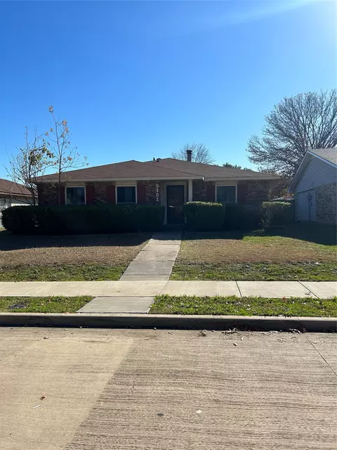 9102 Willowbrook Dr, Rowlett, TX 75088