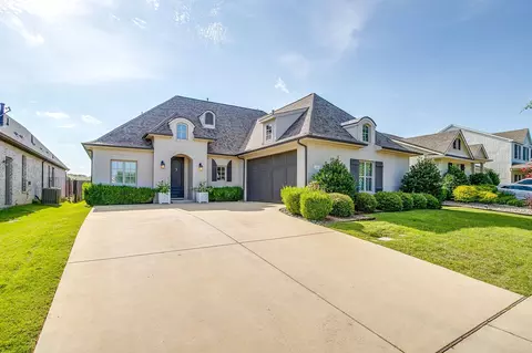 110 Parkview Dr, Aledo, TX 76008