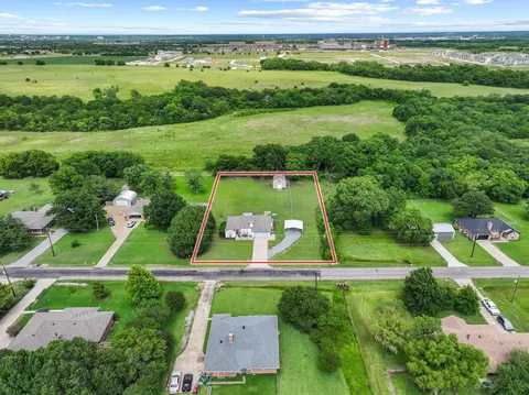 2601 Rolling Hills Dr, Sherman, TX 75092