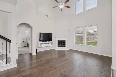 824 Water Garden Cir, Little Elm, TX 75068
