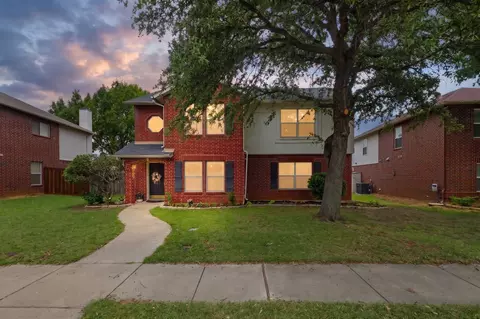 905 Valleybrook Dr, Lewisville, TX 75067