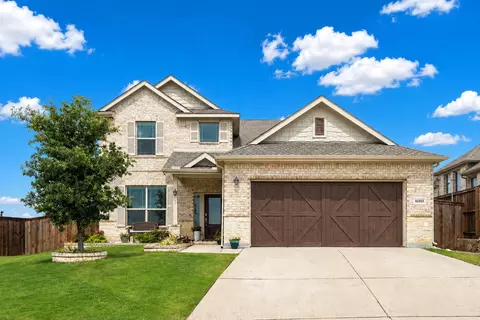 10201 Claire Creek Rd, Fort Worth, TX 76126