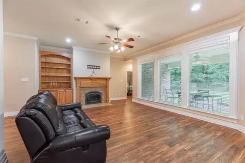 Living - 245 Katie Ln, Ruston, LA 71270 photo 3 of 3