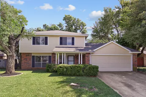 6706 Greenspring Dr, Arlington, TX 76016