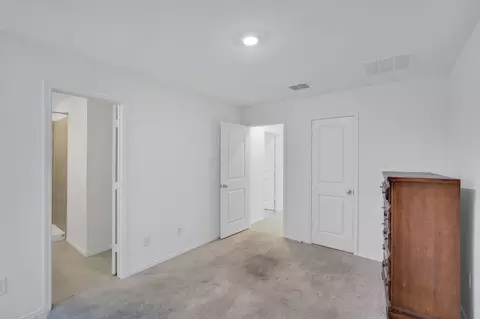 Bedroom - 455 Eagle Wind Way, Ferris, TX 75125 photo 2 of 4
