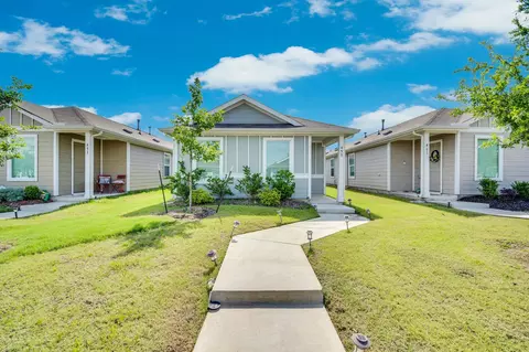 455 Eagle Wind Way, Ferris, TX 75125