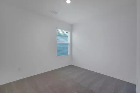 Bedroom - 455 Eagle Wind Way, Ferris, TX 75125 photo 3 of 4