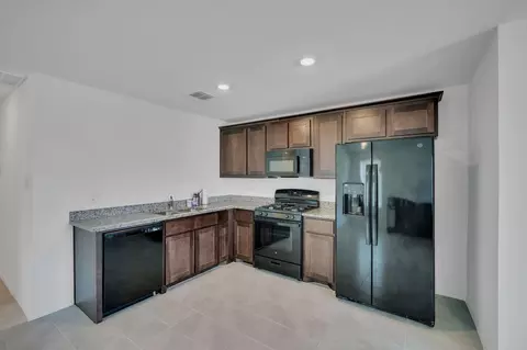 Kitchen - 455 Eagle Wind Way, Ferris, TX 75125 photo 1 of 1