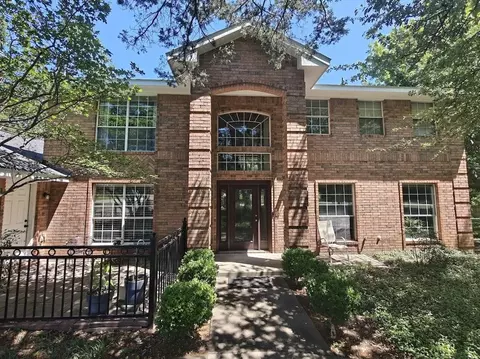 5210 Cliff Haven Dr, Dallas, TX 75236