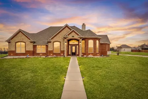 341 Pecan Ct, Nevada, TX 75173